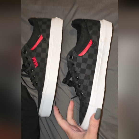 Vans mens size 7 - Picture 5 of 8